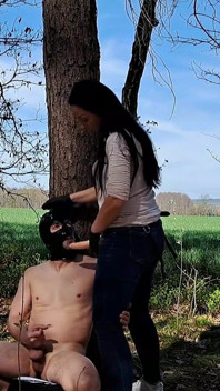 Kom på och knullad i skogen