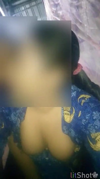 godaam men ophis draivar ke saath sundar sivil sarvent sauteli mammi ka shaukiya phutej