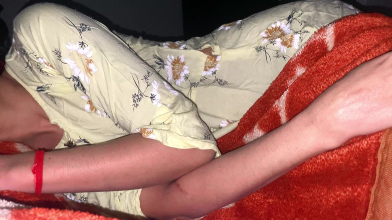 Desifilmy45: Strávila s Bhabhi celou noc