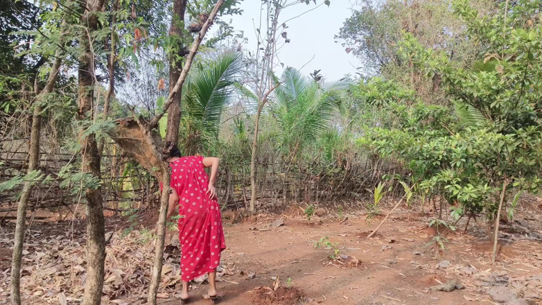 Mumbai Ashu: Desi-Gawar-mädchen ging in den dschungel und hatte sex mit ihrem...