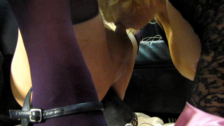 Smokling Hot Ass3: З'їж мою сперму, потім ми трахаємося