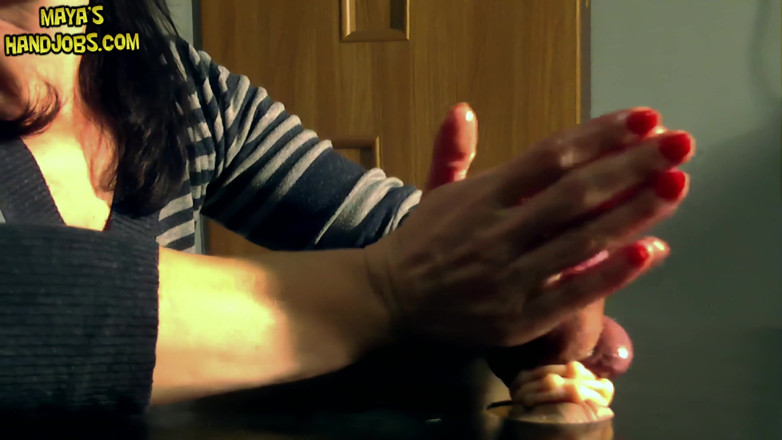 Mayashandjobs: 2 cumshots on cockboard