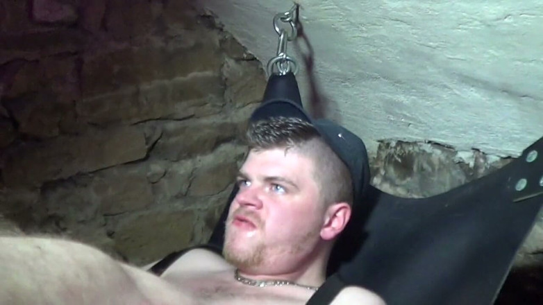 HARD PORN STUDIO: Hard porn with fist in backroom