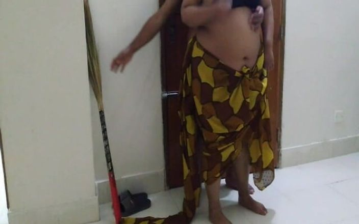 Aria Mia: Gujarati Maid Fucked by Owner's Stepson While She Sweeping His...
