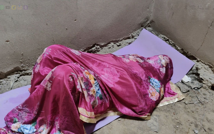 MHM: Работница занимается сексом со своим работодателем.