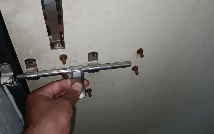 LovedSunsine1990: Eu estava urinando muito duro