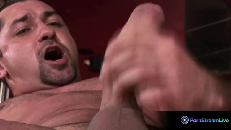 Porn Stream Live: Pornstar Maria Belucci huge cumshot on her tits