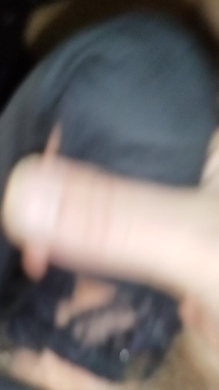 cyryl_444: Masturbace s kalhotkami