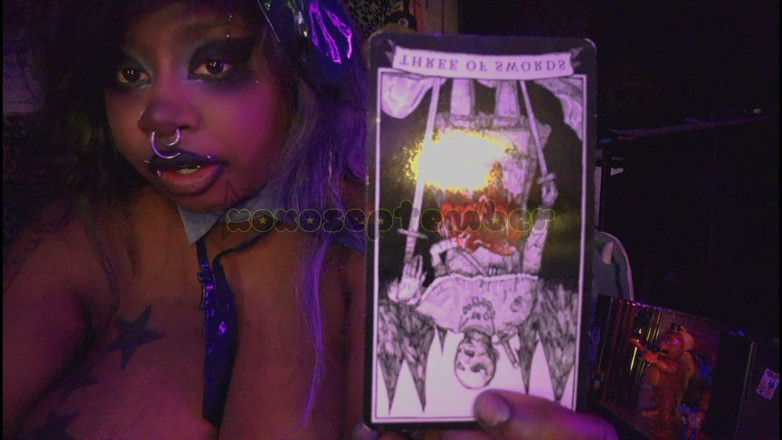 fae: Titties और Tarot