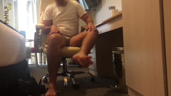 Manlyfoot: Un passo gigante - per un uomo piccolo - mascolone - schiacciamento del...