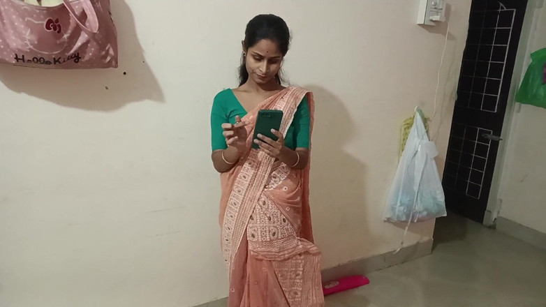 Easypron: गांव की हॉट लड़की parnita का उसके हुस्बेंड में सेक्स