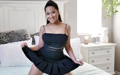 Espetacular exótica asiática virgem experimenta um grande pau branco pela primeira vez - pequenos asiáticos