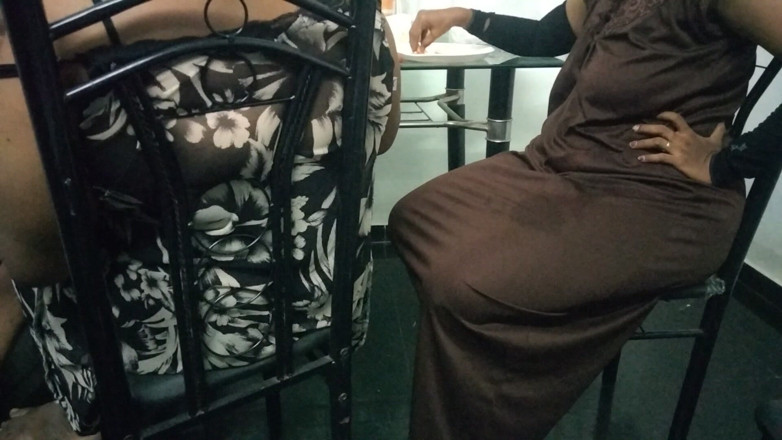 Priya aunty: Cuma ngobrol aja