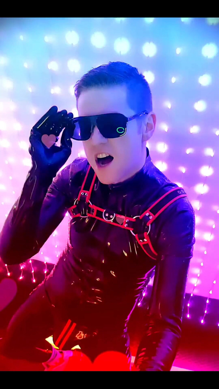 Roman Heart: Vide Clip Outtake for My New Reel