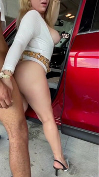  Car Sex with Winterxxdoll