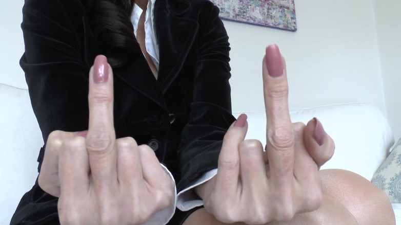 Lady Victoria Valente: Ekscytujące różowe paznokcie, tak piękne dłonie, Lady Victoria Valente