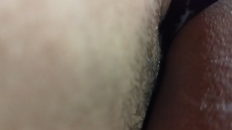 hot-hotdesi: Seks tengah malam dinikmati dengan adik ipar