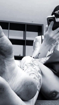 Hey Baby Stop and Watch My Feet