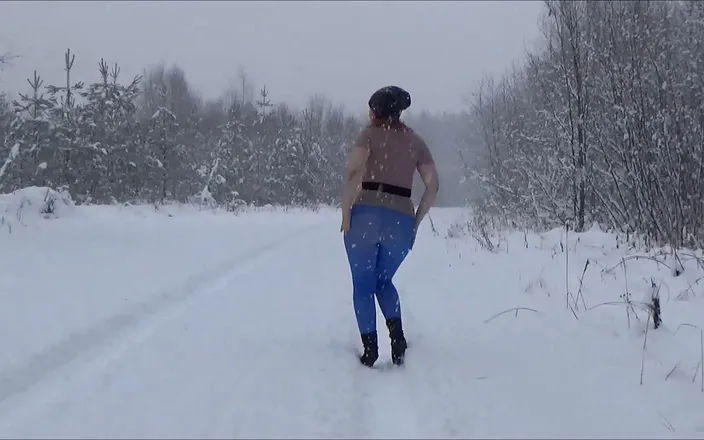 RedRoseRus: No skirt in blue pantyhose-Full version