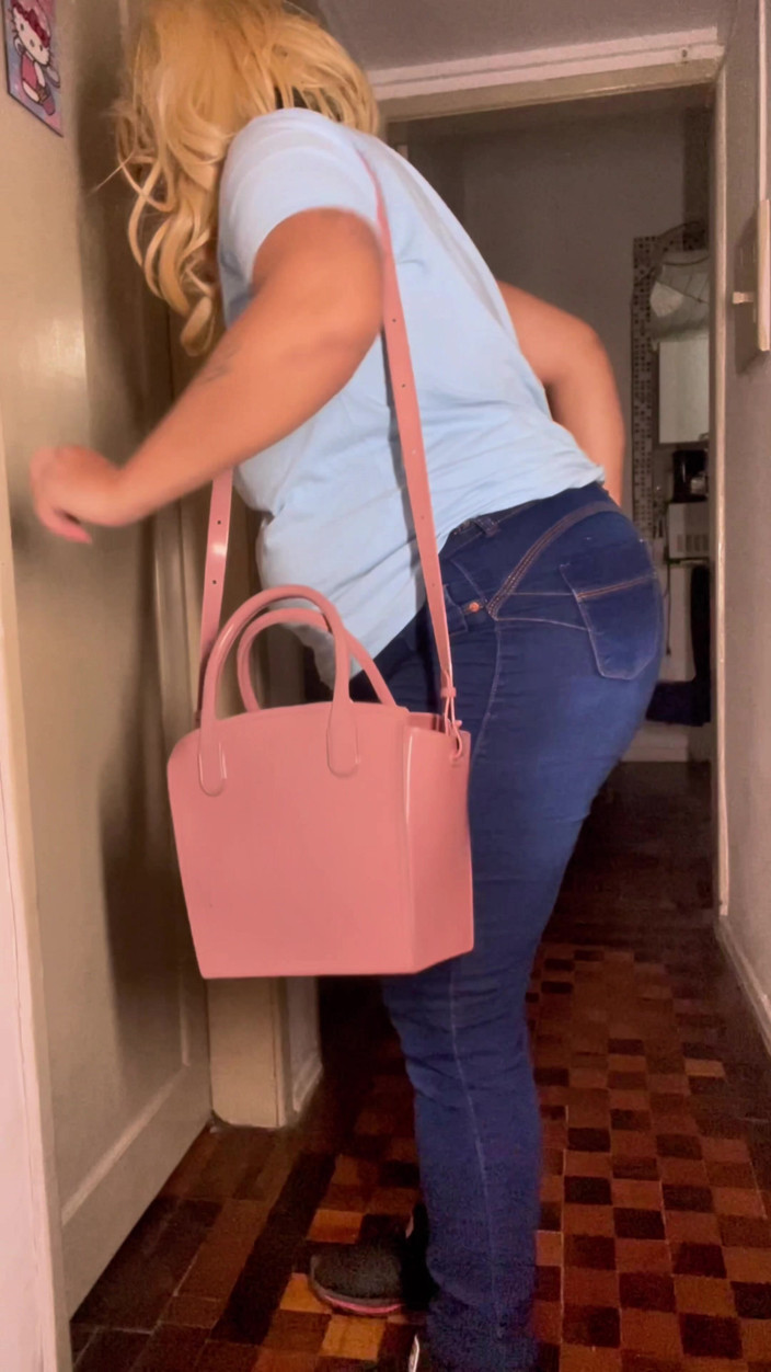 Anna Cutiepiie: BBW Desperation Diarhea Farts