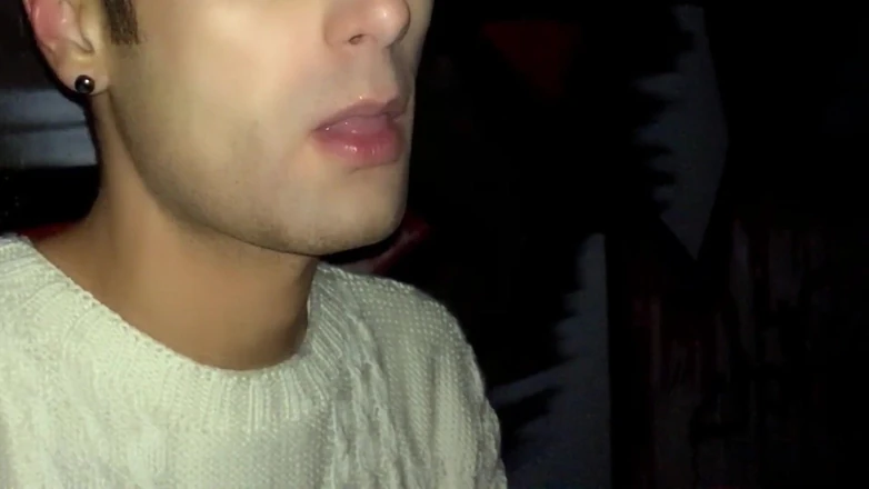 Idmir Sugary: Сумасшествие?! Твинк сперма использованного презерватива под мостом 1