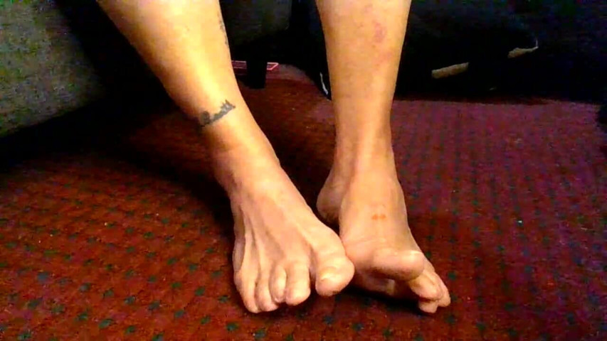 Natural Toe Wiggling (Abby Anna)