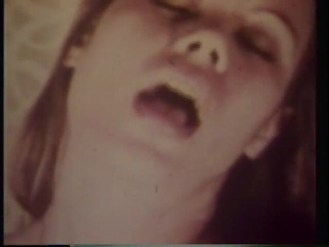 Vintage Usa: Hairy vintage beauty gets her mouth filled with a cum