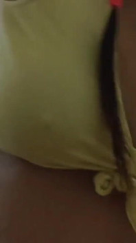 Colombian spelade in en porrfilm för sin man som är i New York USA men slutade knulla med grannen Ver