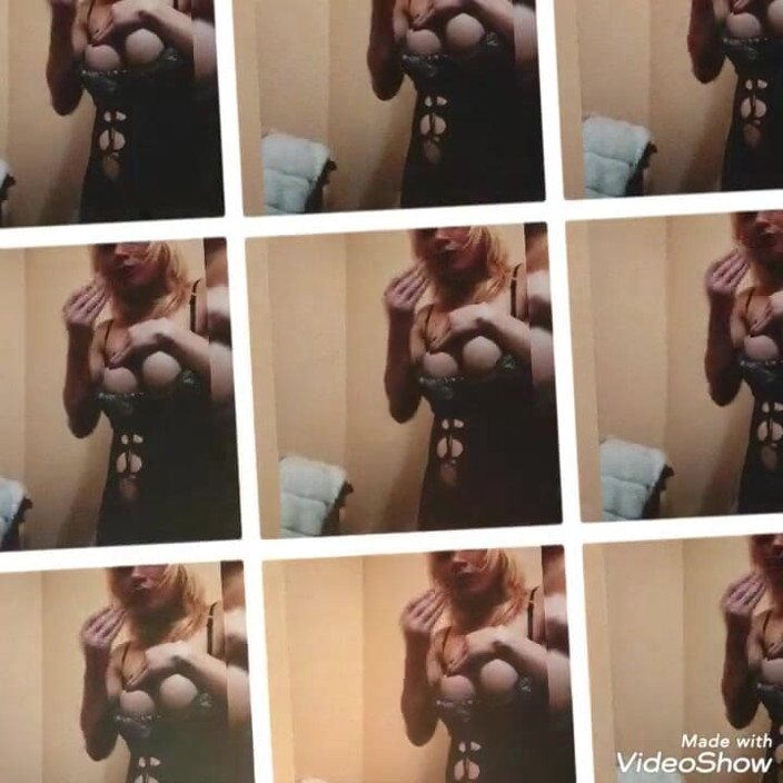 Laratransexualbarcel: Handjob seksi dan panas