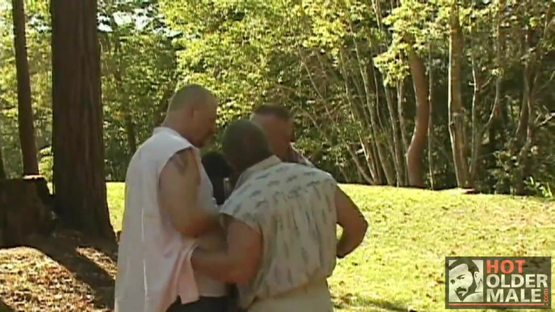 Pantheon men: Backwoods Bears: Skupinové šukání