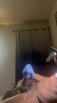 BBC yummie ts trans Shemale with Latex glove fetish