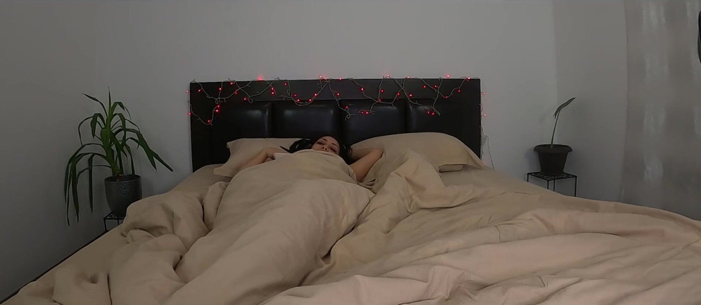 SassyTiff: Sólo brunetka se prstí