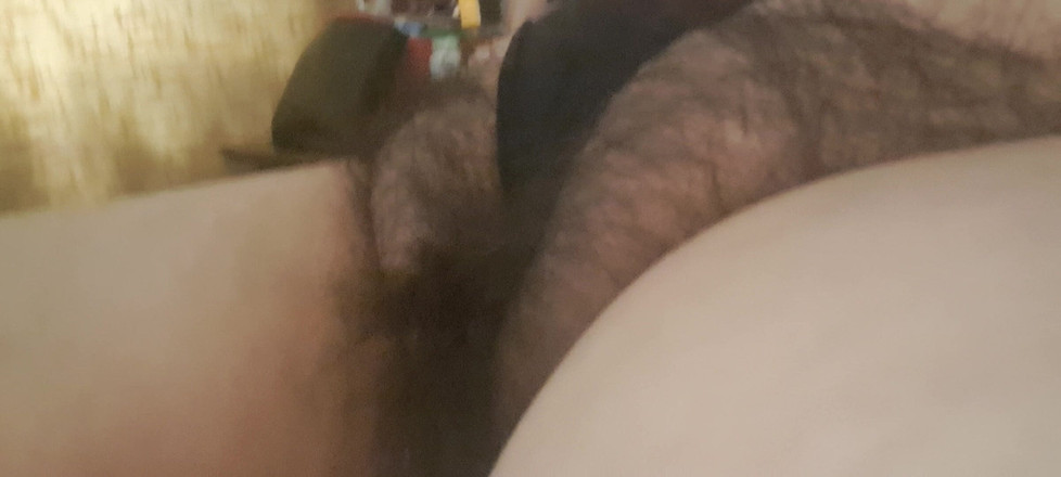 Mommy big hairy pussy: Tlustá, chlupatá a sexy kundička nevlastní matky