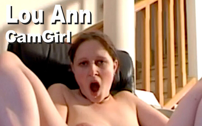 Edge Interactive Publishing: Lou Ann Hooters růžový vibrátor