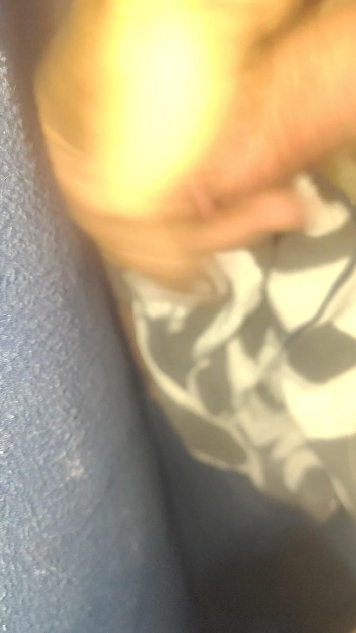 LynnynrdSky ynrd: 抚摸