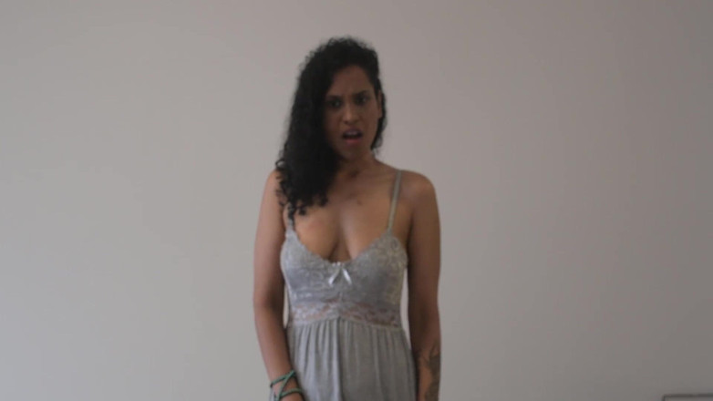 Sexy Lily: Azgın Hintli üvey anne azgın üvey oğlunu sikiyor