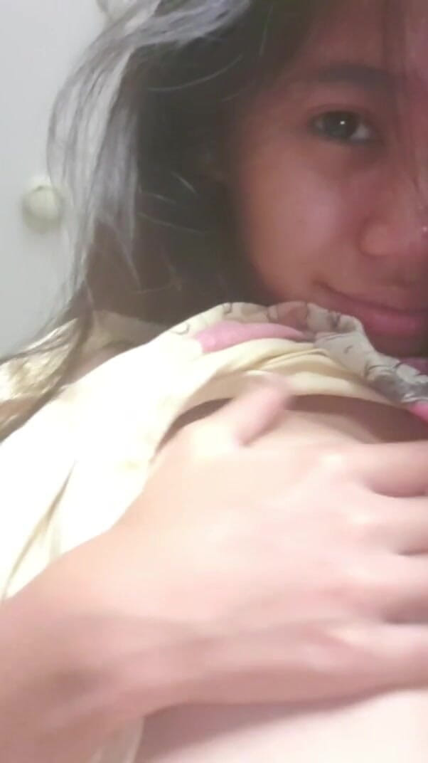 creamberryfairy: Мои маленькие сиськи