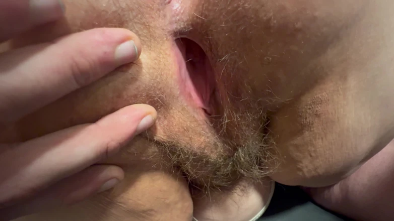 Girlfriend Fucked Deep in the Pussy with Creampie