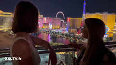 XXLTVFR: Distracție lesbiană la Las Vegas