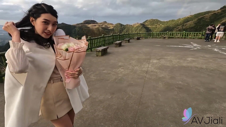 AV Jiali: POV Date with Smoking Hot Brunette Babe, Jiaxin