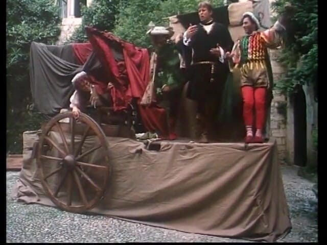 Old Good Porn: Excellent blonde princess blows king's cock on the wall in...