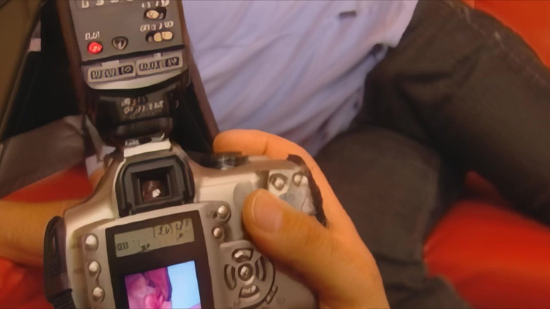 Old & Young: Cô bé tóc đỏ đút sâu vào họng với cơn đói đam mê