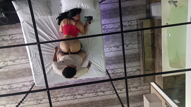 venusandzeus: एक गुप्त मोटल में सेक्स मुझे fucks और मेरी योनि में cums