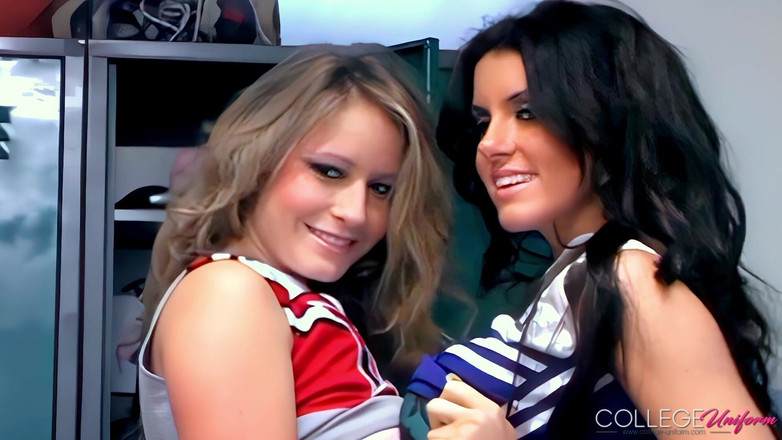 College Uniform: Cheerleader con candice collyer, Fiona g