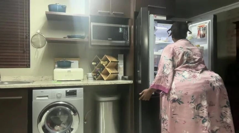 Legendary Booty Overdose: Ebony MILF Moaning and Stripteasing in Kitchen