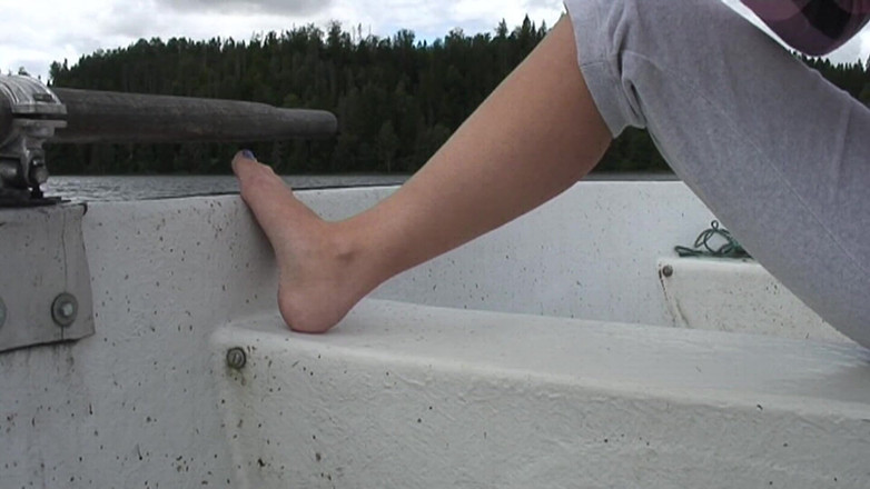 Looners Passion: Foukni Poppovi uprostřed jezera