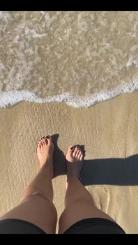 I Love the Sea and the Sun so Hard