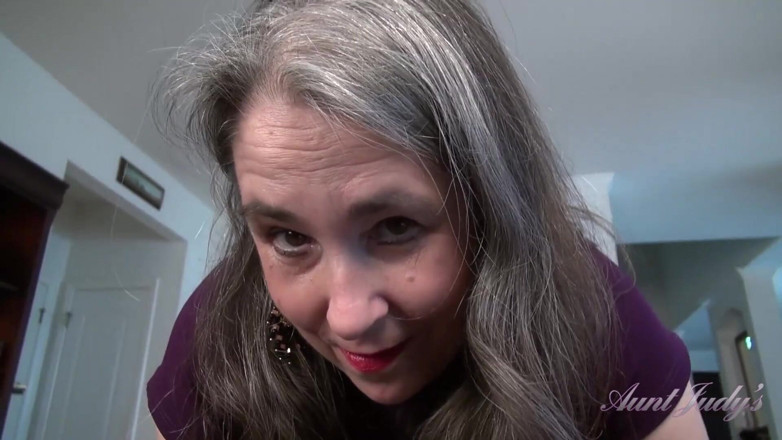 Aunt Judy's: Auntjudys - 你毛茸茸的熟女继阿姨Grace想要和你一起自慰（第一人称视角）