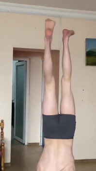 Hans วันนี้มีความสุข