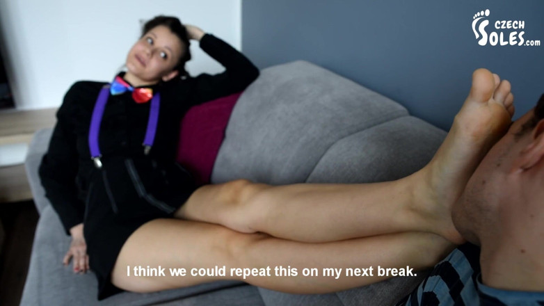Czech Soles - foot fetish content: Marta's persoonlijke (voet)assistente